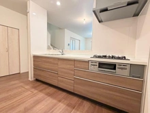 【埼玉県/川口市戸塚東】 川口市戸塚東2丁目新築戸建　B号棟 キッチン