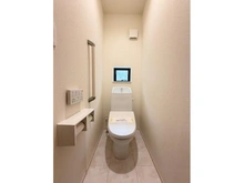 【埼玉県/川口市戸塚東】 川口市戸塚東2丁目新築戸建　B号棟 トイレ