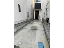 【埼玉県/さいたま市緑区原山】さいたま市緑区原山1丁目　戸建 駐車場