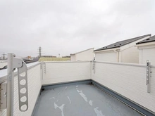 【埼玉県/さいたま市緑区原山】さいたま市緑区原山1丁目　戸建 バルコニー