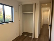 【埼玉県/さいたま市南区太田窪】さいたま市南区太田窪5丁目　2号棟　新築戸建 収納：洋室収納