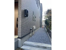 【埼玉県/さいたま市南区太田窪】さいたま市南区太田窪5丁目　2号棟　新築戸建 外観：全3区画、2号棟