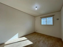 【埼玉県/蕨市南町】蕨市南町3丁目III期　1号棟 洋室