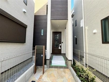 【埼玉県/蕨市南町】蕨市南町3丁目III期　2号棟 外観：全8区画