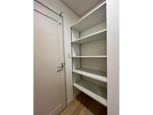 【埼玉県/蕨市南町】蕨市南町3丁目III期　2号棟 収納