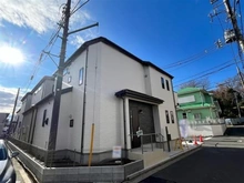 【埼玉県/さいたま市南区大字大谷口】さいたま市南区大字大谷口　新築戸建A号棟 建築中の外観：全3棟