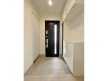 【埼玉県/さいたま市南区大字大谷口】さいたま市南区大字大谷口　新築戸建A号棟 玄関