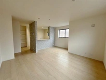 【埼玉県/さいたま市南区鹿手袋】さいたま市南区鹿手袋1丁目　新築戸建 リビング・ダイニング