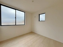 【埼玉県/さいたま市南区鹿手袋】さいたま市南区鹿手袋1丁目　新築戸建 洋室