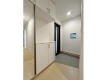 【埼玉県/さいたま市南区辻】さいたま市南区辻4丁目　新築戸建 玄関