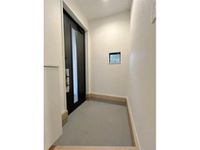 【埼玉県/さいたま市南区辻】さいたま市南区辻4丁目　新築戸建 玄関