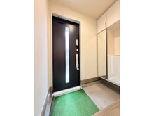 【埼玉県/川口市戸塚東】川口市戸塚東4丁目　新築戸建B号棟 玄関