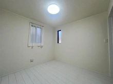 【埼玉県/戸田市喜沢】戸田市喜沢2丁目　新築戸建B号棟 サービスルーム（納戸）