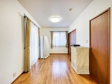 【千葉県/柏市柏】柏市柏／戸建 リビング・ダイニング：1階
間仕切り追加工事可能（別途費用は買主様負担）