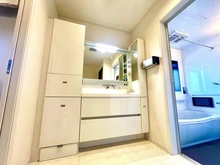 【茨城県/龍ケ崎市松ケ丘】龍ヶ崎市松ケ丘3丁目／戸建 洗面室