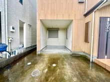 【東京都/足立区大谷田】足立区大谷田5丁目／戸建 駐車場
