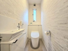 【千葉県/柏市つくしが丘】柏市つくしが丘1丁目／店舗付き戸建 トイレ：2階