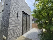 【千葉県/柏市つくしが丘】柏市つくしが丘1丁目／店舗付き戸建 店舗入り口