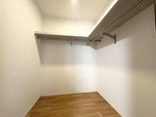 【千葉県/柏市つくしが丘】柏市つくしが丘1丁目／店舗付き戸建 収納：ウォークインクローゼット（1階）