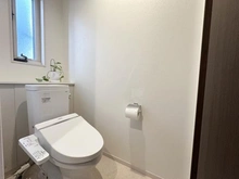 【千葉県/柏市つくしが丘】柏市つくしが丘1丁目／店舗付き戸建 トイレ：1階