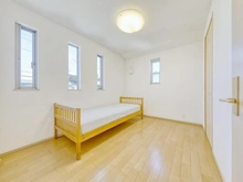 【千葉県/柏市新富町】柏市新富町2丁目／戸建 洋室