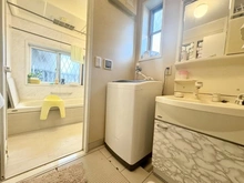 【千葉県/松戸市五香南】松戸市五香南1丁目／戸建 洗面室