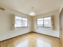 【千葉県/柏市あかね町】柏市あかね町／戸建 洋室