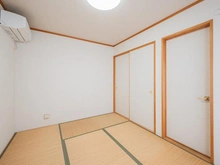 【千葉県/船橋市緑台】船橋市緑台1丁目　中古戸建 和室：全居室に収納あり