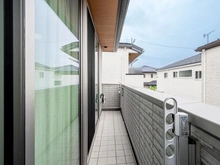 【千葉県/八千代市大和田新田】八千代市大和田新田　中古戸建 バルコニー：外干しもできる物干し付き