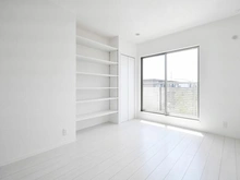 【千葉県/千葉市美浜区磯辺】千葉市美浜区磯辺3丁目　中古戸建 洋室：約6.6帖
