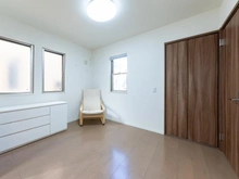 【千葉県/八千代市八千代台西】プラウドシーズン八千代台　八千代市八千代台西4丁目　中古戸建 洋室：1階(5.3帖)