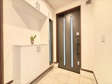 【千葉県/船橋市飯山満町】船橋市飯山満町3丁目　中古戸建 玄関：収納あり