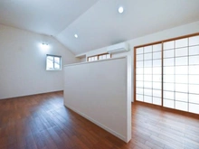 【東京都/足立区西竹の塚】足立区西竹の塚二丁目戸建 洋室：2階