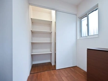 【東京都/足立区西竹の塚】足立区西竹の塚二丁目戸建 玄関：玄関収納