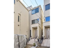 【東京都/江東区扇橋】扇橋一丁目戸建 外観：写真中央