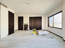 【東京都/江戸川区一之江】江戸川区一之江6丁目 戸建 リビング：※リフォーム中のため、工事道具があります