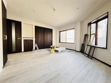 【東京都/江戸川区一之江】江戸川区一之江6丁目 戸建 リビング：※リフォーム中のため、工事道具があります