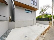 【東京都/世田谷区瀬田】世田谷区瀬田5丁目新築戸建　4号棟 駐車場