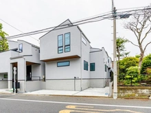 【東京都/世田谷区瀬田】世田谷区瀬田5丁目新築戸建　4号棟 外観：4号棟：写真中央（全4区画）