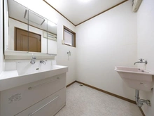 【東京都/港区三田】港区三田1丁目　中古戸建 洗面室