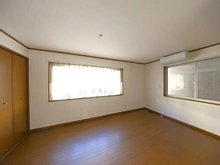 【東京都/港区三田】港区三田1丁目　中古戸建 洋室：2階部分(北東側)