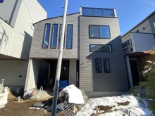 【東京都/豊島区目白】豊島区目白2丁目新築戸建　2号棟 建築中の外観：全3棟