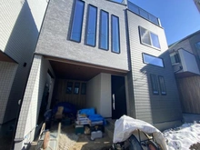 【東京都/豊島区目白】豊島区目白2丁目新築戸建　2号棟 建築中の外観：全3棟