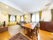 【東京都/世田谷区成城】世田谷区成城一丁目　戸建て リビング・ダイニング