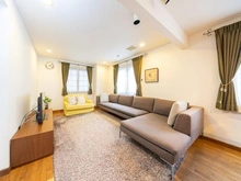 【東京都/世田谷区成城】世田谷区成城一丁目　戸建て リビング