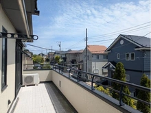 【神奈川県/横須賀市池上】横須賀市池上7丁目　中古戸建 バルコニー：2階