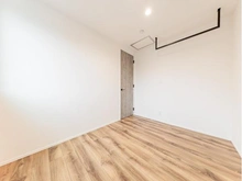 【東京都/新宿区四谷】新宿区四谷4丁目　新築戸建　C号棟 サービスルーム（納戸）：約4.2帖