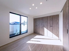 【東京都/立川市富士見町】立川市富士見町2丁目新築戸建　2号棟 洋室：3階約6.1帖