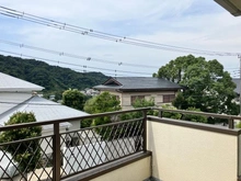 【神奈川県/三浦郡葉山町堀内】神奈川県三浦郡葉山町堀内　中古戸建 バルコニー