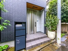 【東京都/豊島区目白】豊島区目白4丁目　戸建 アプローチ